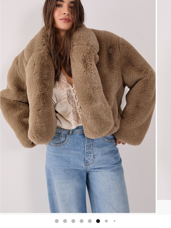 Nasty Gal Jackets & Blazers - Nasty Gal Plush Teddy Cropped Jacket Faux Fur in Mink